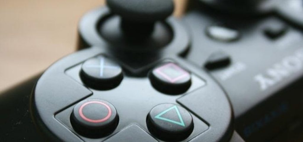 Sony PlayStation 2 20. Yaşını Kutluyor!