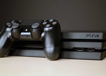 Sony PS4 PlayStation 4 Fiyatları Düşecek mi / Düşer mi