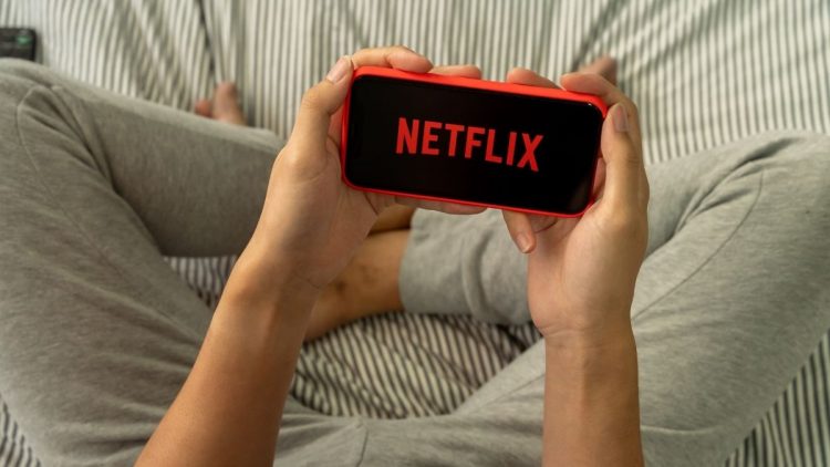 Netflix Ekim 2020 Dizileri ve Filmleri / Netflix Ekim 2020'de Çıkacak Diziler ve Filmler