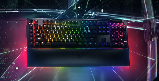 Razer BlackWidow V4 Pro Oyuncu Klavyesi Satışa Sunuldu