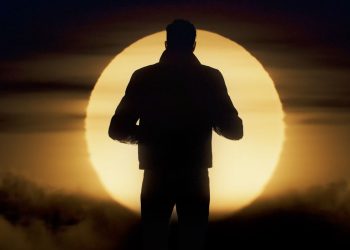 007 First Light'tan Açılış Sekansı Videosu